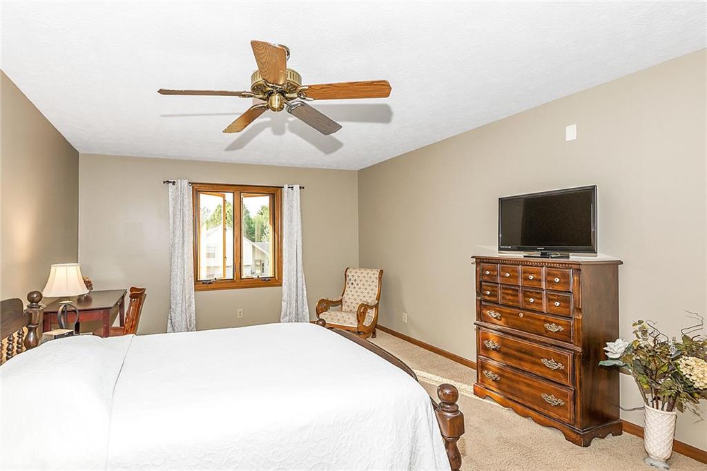863 Carey Road Carmel, IN 46033 - Photo 11 of 30 Gallery Image 11