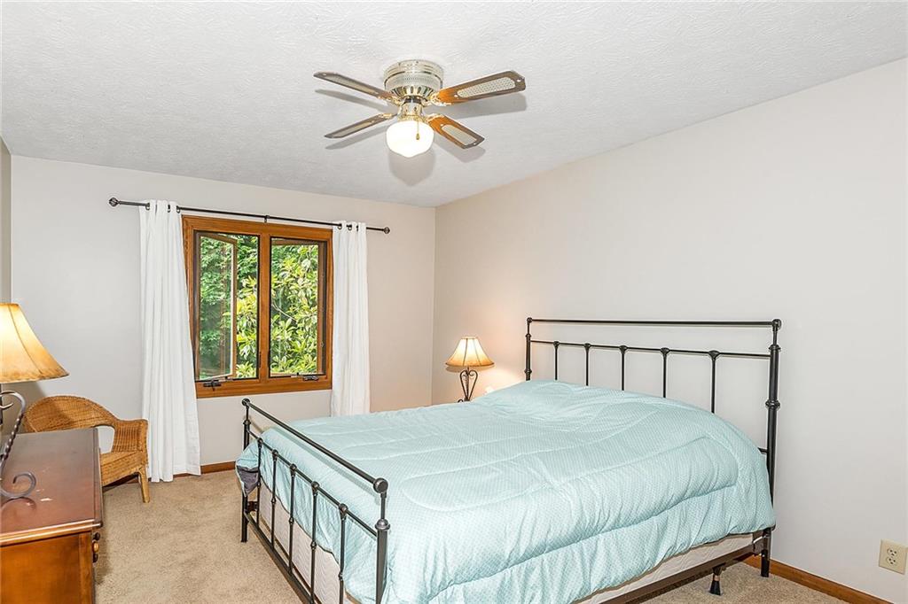 863 Carey Road Carmel, IN 46033 - Photo 16 of 30 Gallery Image 16