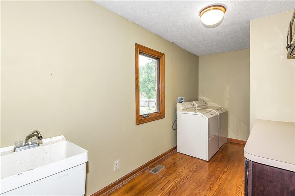 863 Carey Road Carmel, IN 46033 - Photo 20 of 30 Gallery Image 20
