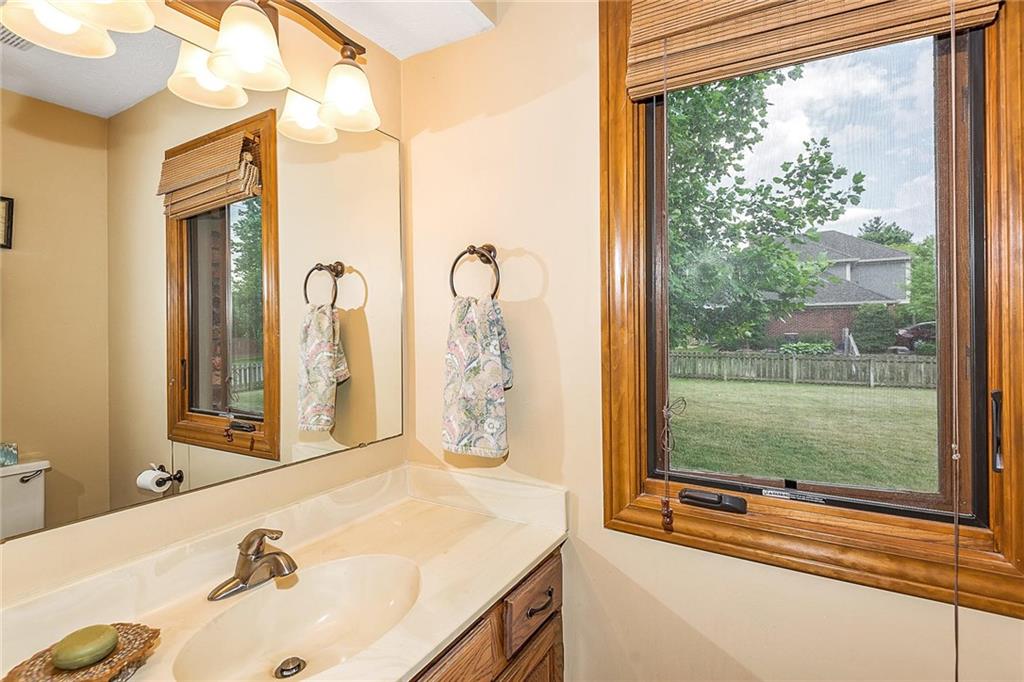863 Carey Road Carmel, IN 46033 - Photo 21 of 30 Gallery Image 21