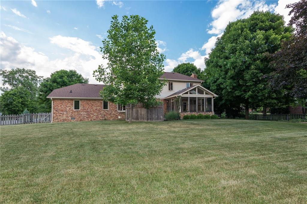 863 Carey Road Carmel, IN 46033 - Photo 5 of 30 Gallery Image 5