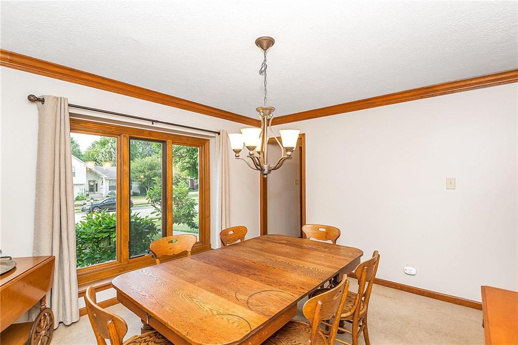 863 Carey Road Carmel, IN 46033 - Photo 7 of 30 Gallery Image 7