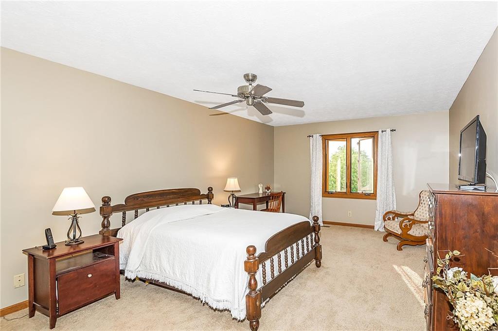 863 Carey Road Carmel, IN 46033 - Photo 10 of 30 Gallery Image 10