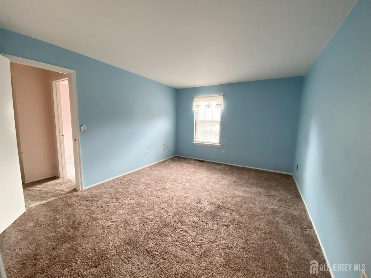 33 Foxhall, Unit B Middlesex, NJ 08846 - Photo 12 of 19