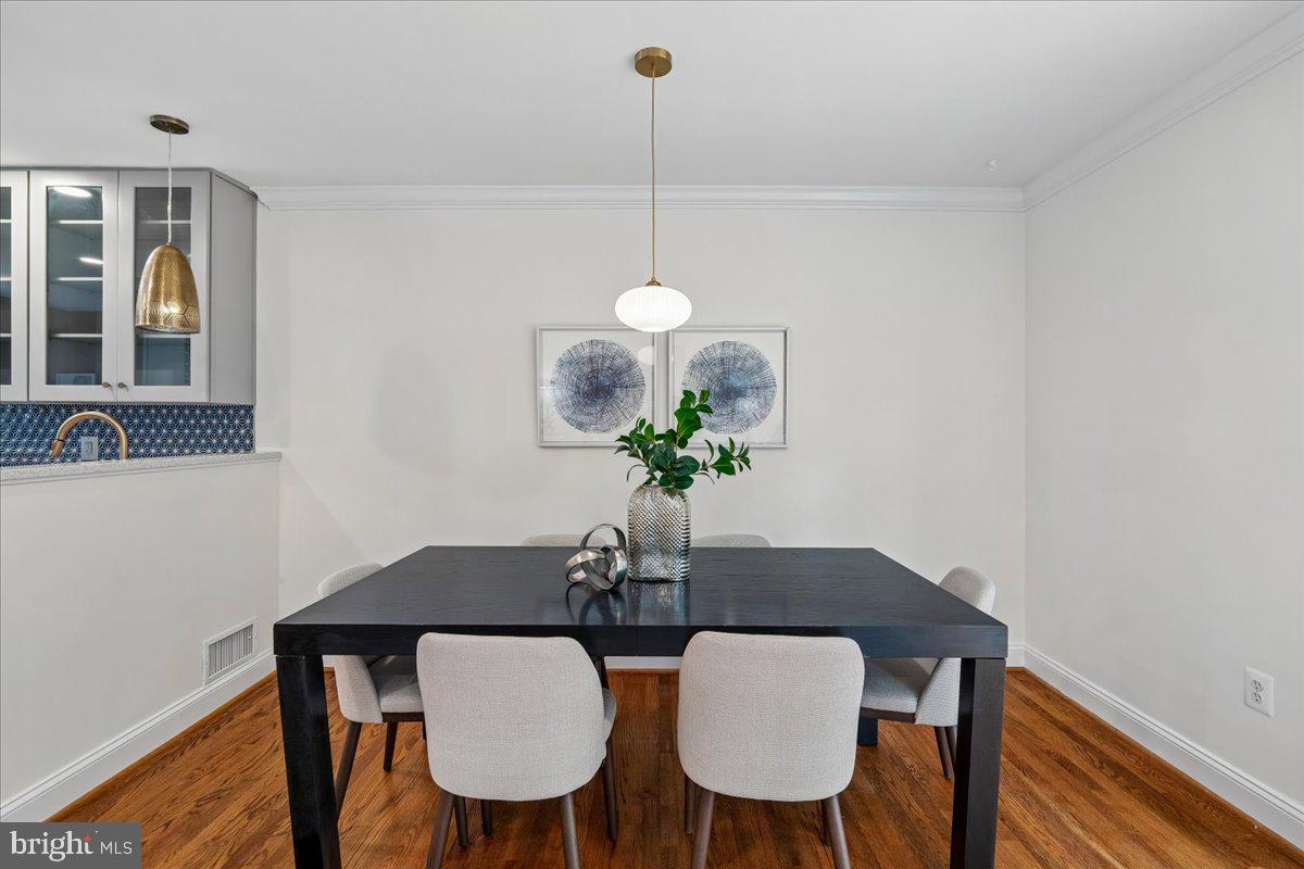 9817 Cherry Tree Lane Silver Spring, MD 20901 - Photo 12 of 73