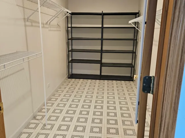 $314,900 | 21320 West Douglas Lane, Plainfield, IL 60544