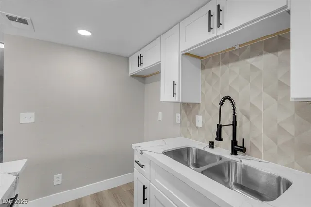 $1,500 | 456 Sellers Place, Henderson, NV 89011