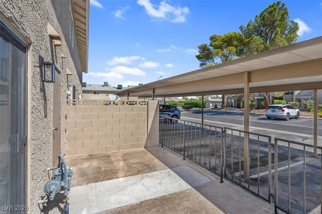 $1,500 | 456 Sellers Place, Henderson, NV 89011