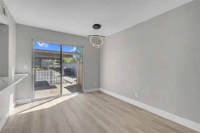 $1,500 | 456 Sellers Place, Henderson, NV 89011