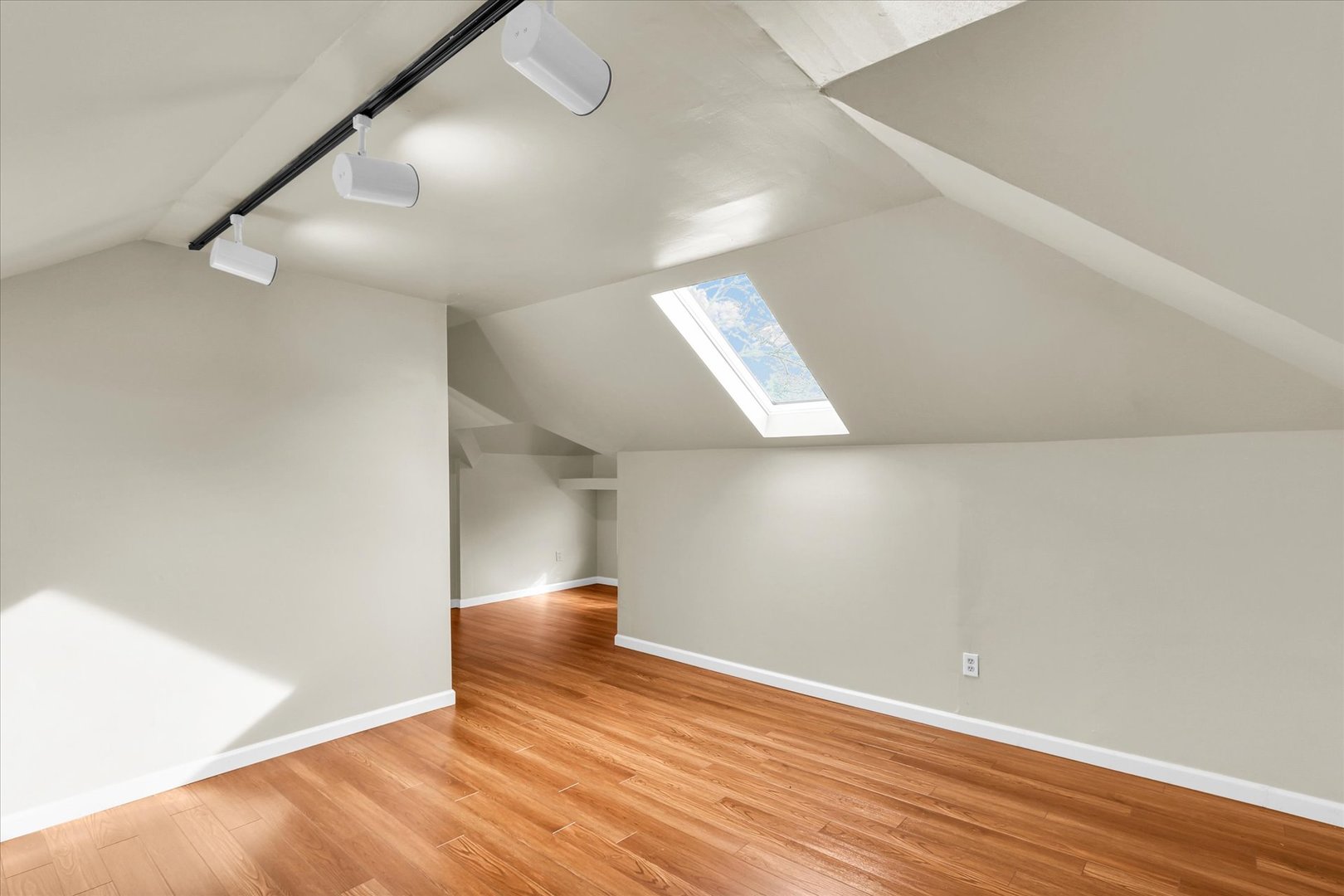 809 West John Street Champaign, IL 61820 - Photo 23 of 34