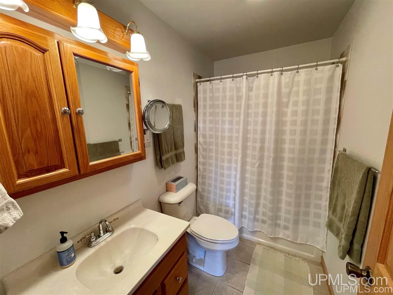 136 Noren Road Iron River, MI 49935 - Photo 13 of 34 Gallery Image 13