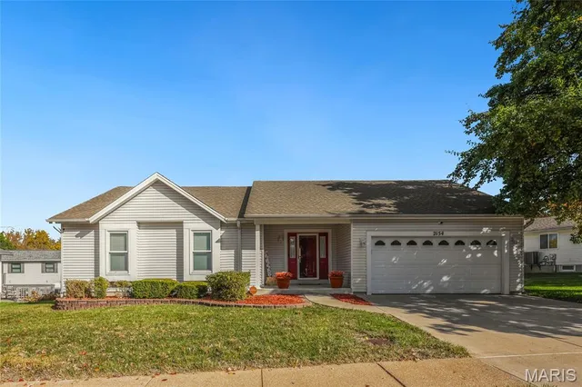 $315,000 | 2154 Riverwood Trails Drive, Hazelwood, MO 63031