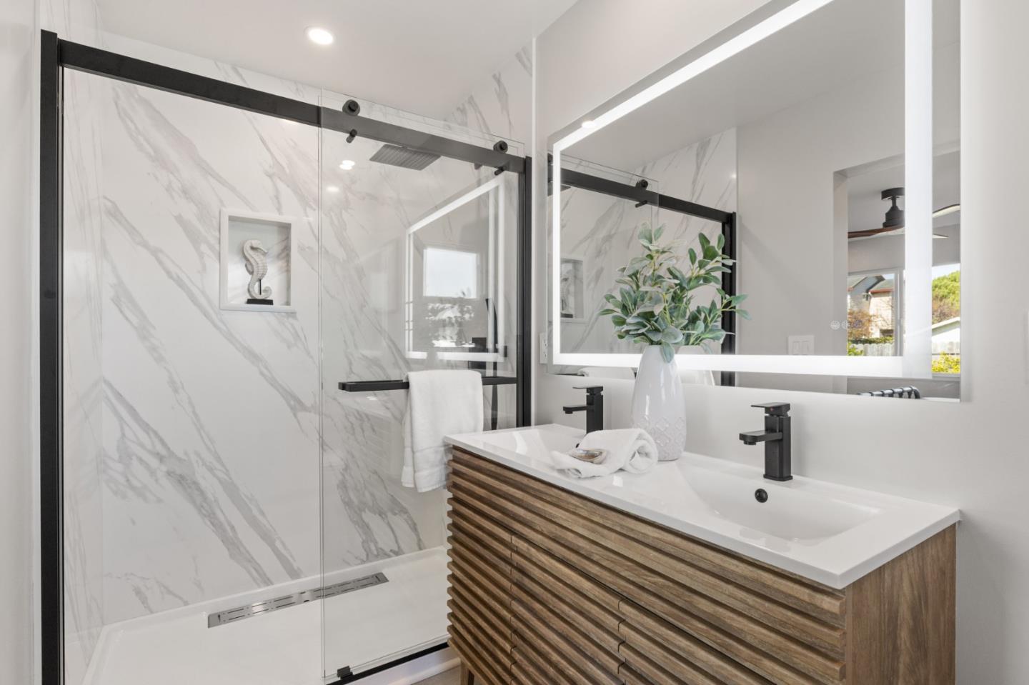 303 Filbert Street Half Moon Bay, CA 94019 - Photo 25 of 40