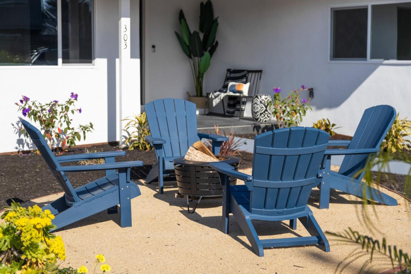 303 Filbert Street Half Moon Bay, CA 94019 - Photo 3 of 40