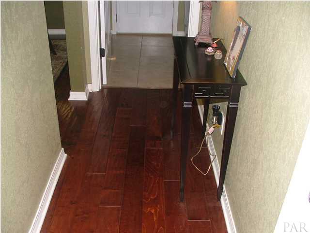 7058 Raburn Road Pensacola, FL 32526 - Photo 10 of 20 Gallery Image 10