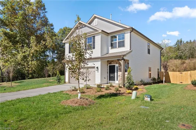 $375,150 | 2962 Flat Rock Drive, Winston-Salem, NC 27127