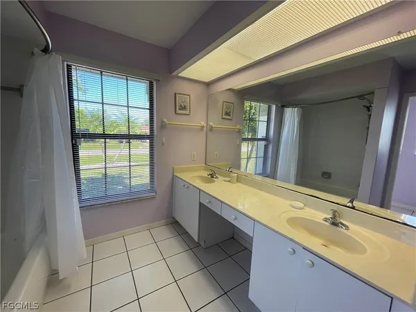 $5,000 | 130 Southeast 44th Street, Cape Coral, FL 33904