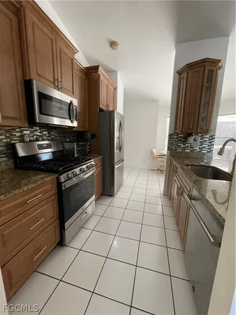 $5,000 | 130 Southeast 44th Street, Cape Coral, FL 33904