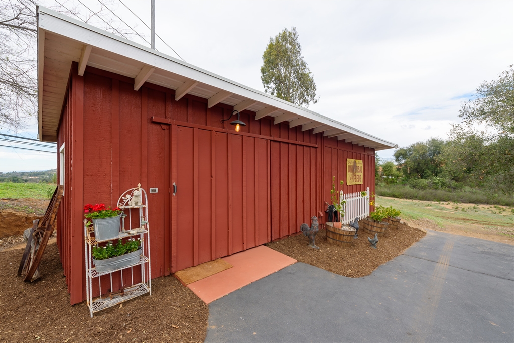 30445 Cole Grade Road Valley Center, CA 92082 - Photo 20 of 25