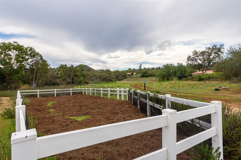 30445 Cole Grade Road Valley Center, CA 92082 - Photo 22 of 25