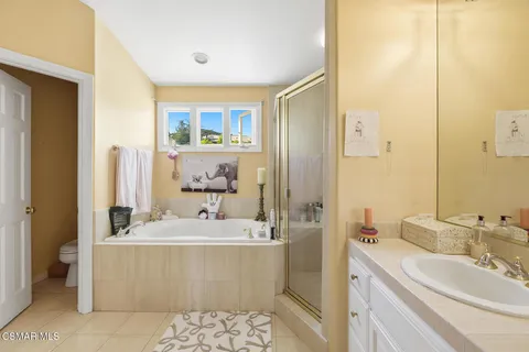 $1,895,000 | 2478 Swanfield Court, Thousand Oaks, CA 91361