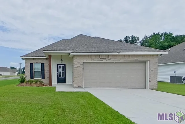 $1,805 | Undisclosed Address, Carencro, LA 70520