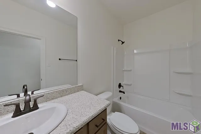 $1,805 | Undisclosed Address, Carencro, LA 70520