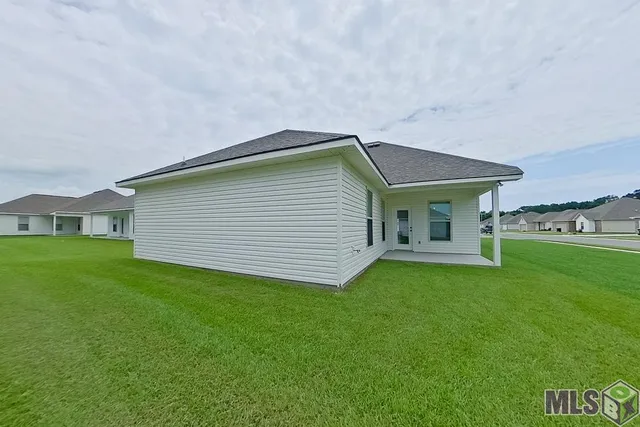 $1,805 | Undisclosed Address, Carencro, LA 70520