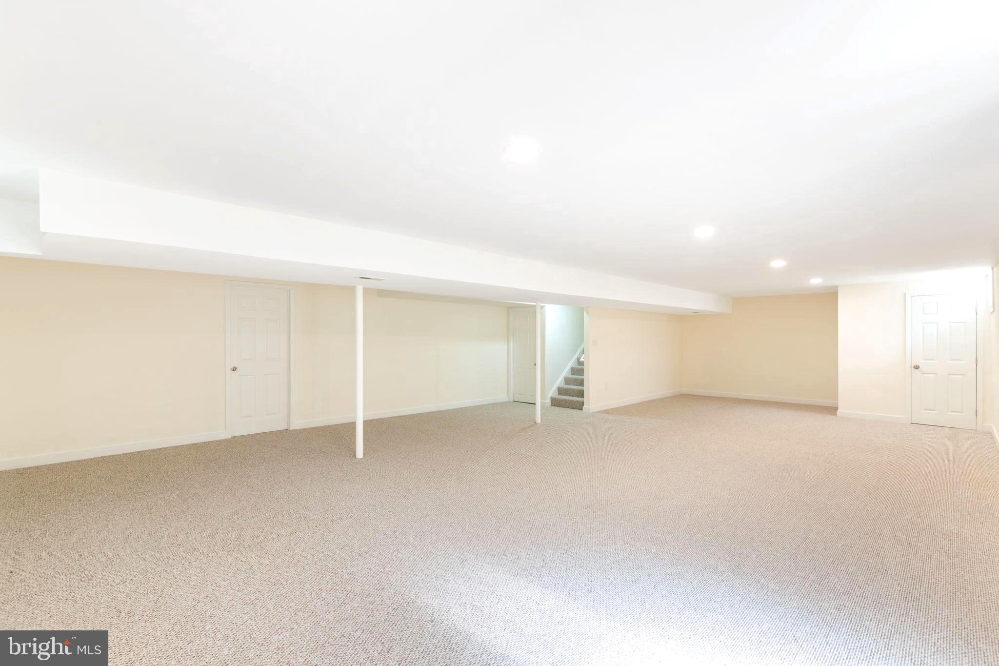 205 Tiger Way Boonsboro, MD 21713 - Photo 18 of 33 an empty room with a natural light