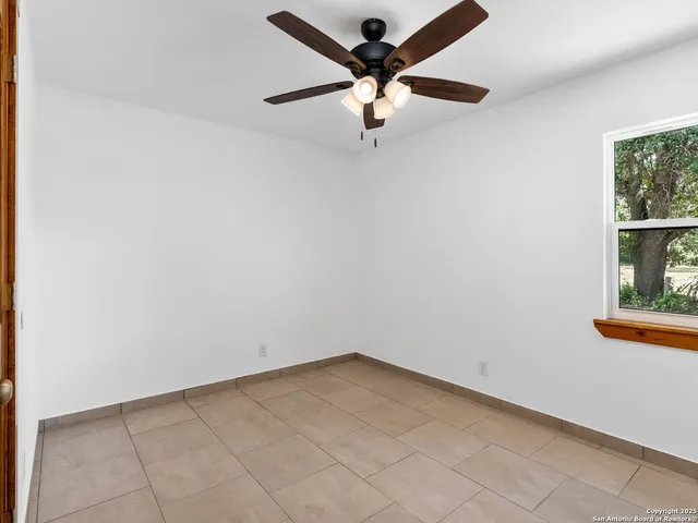 $250,000 | 511 5th Street, Natalia, TX 78059