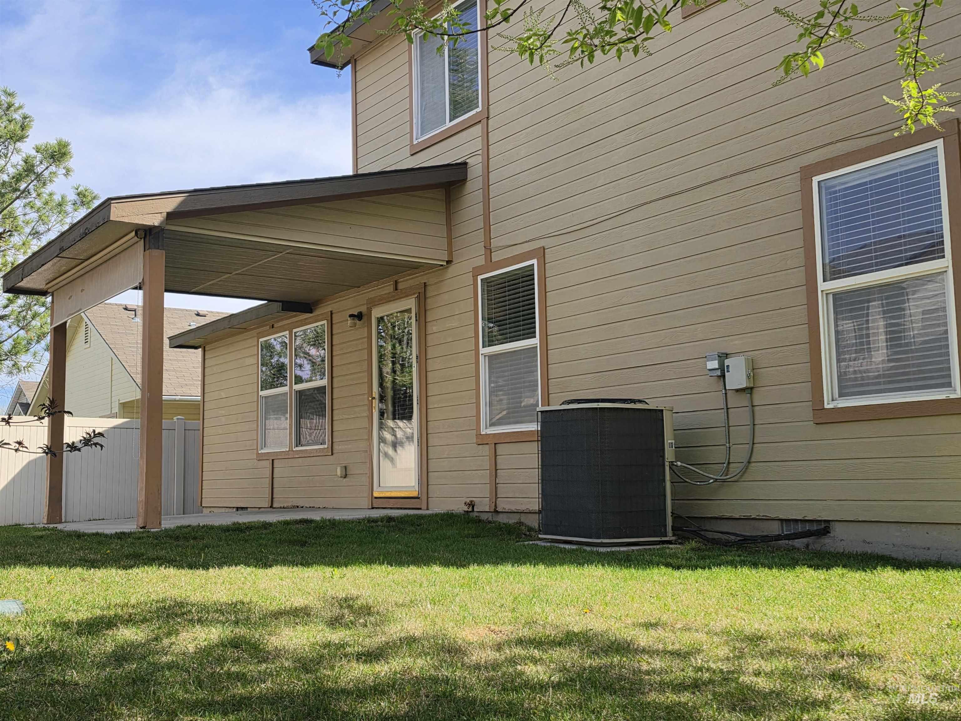 17599 Dark Zebra Way Nampa, ID 83687 - Photo 4 of 49