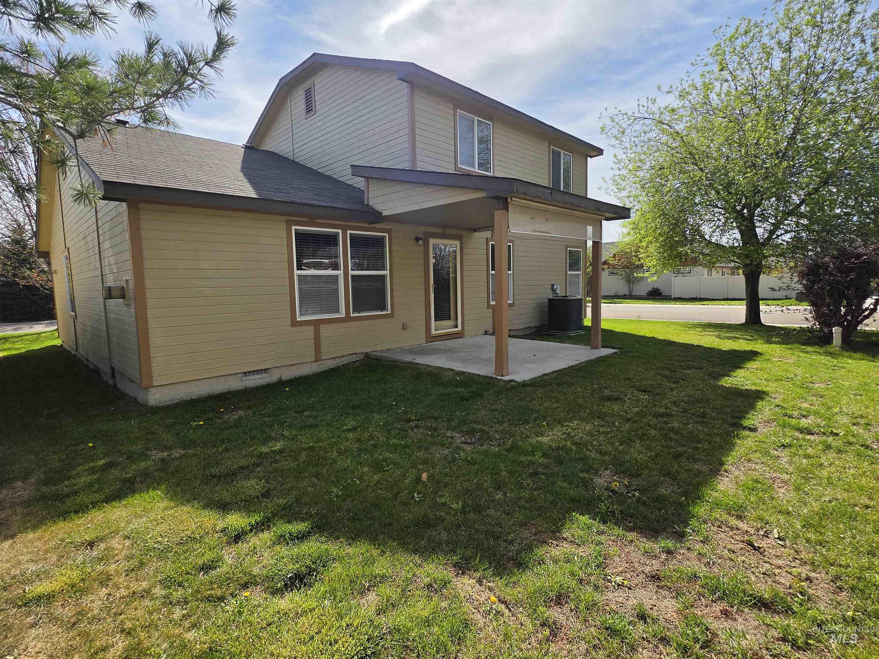 17599 Dark Zebra Way Nampa, ID 83687 - Photo 5 of 49