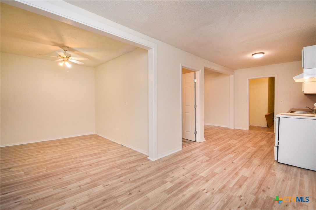 113 Barbara Street Victoria, TX 77901 - Photo 4 of 16