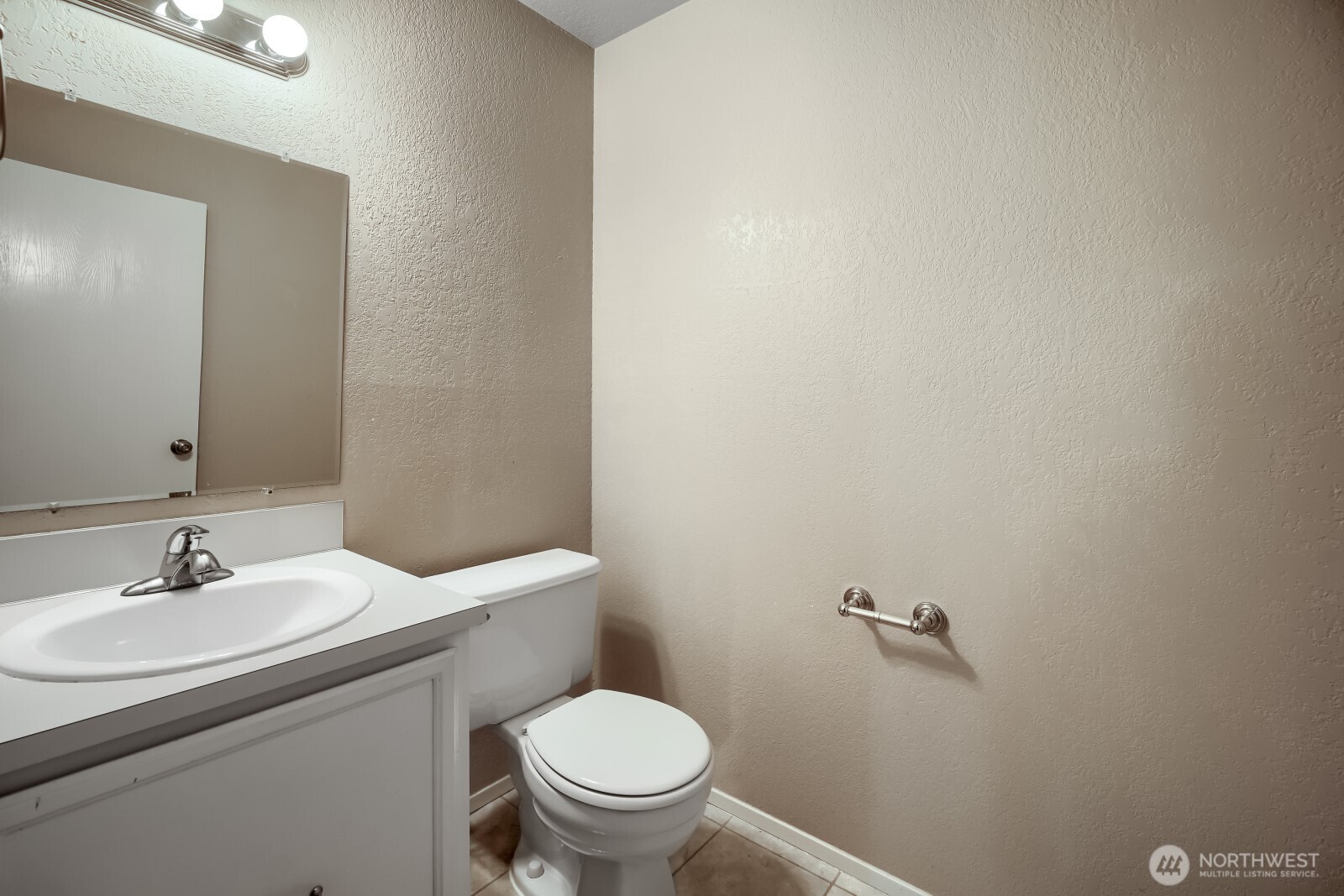 30912 11th Avenue Southwest Federal Way, WA 98023 - Photo 12 of 22