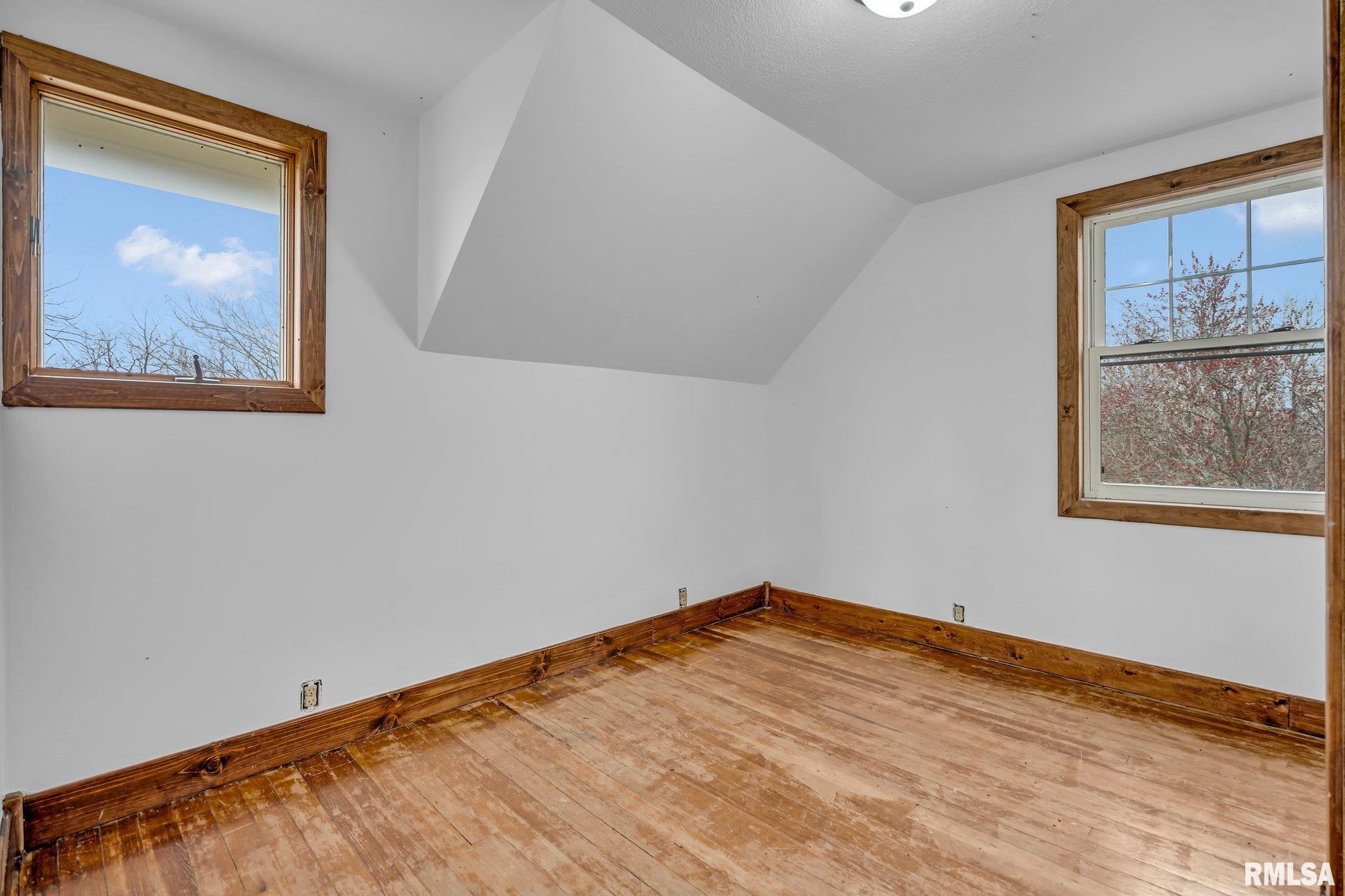 2266 Ridge Road Aledo, IL 61231 - Photo 16 of 25