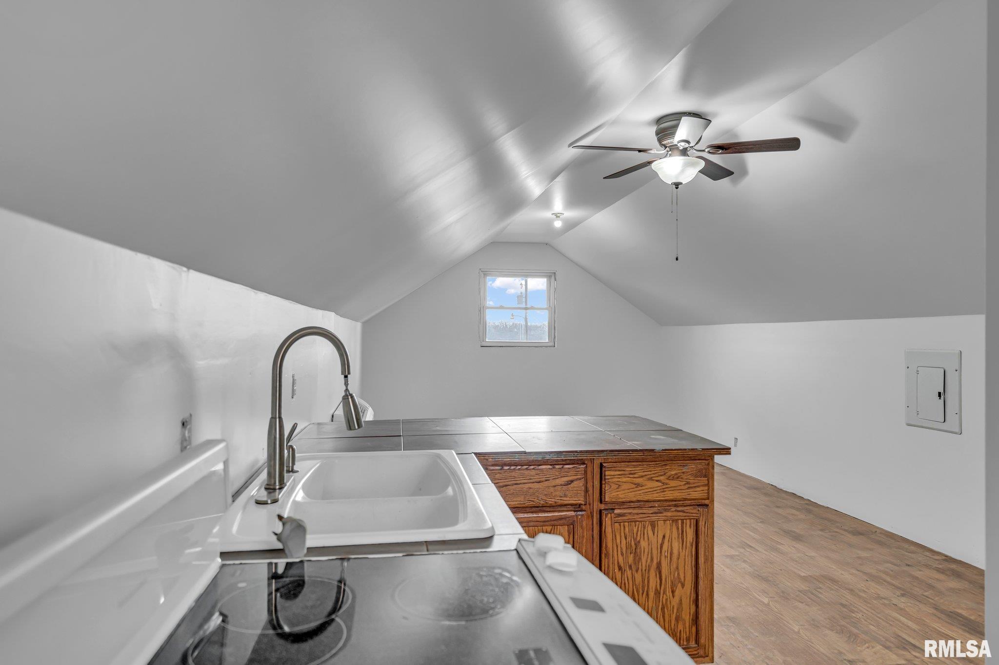 2266 Ridge Road Aledo, IL 61231 - Photo 19 of 25