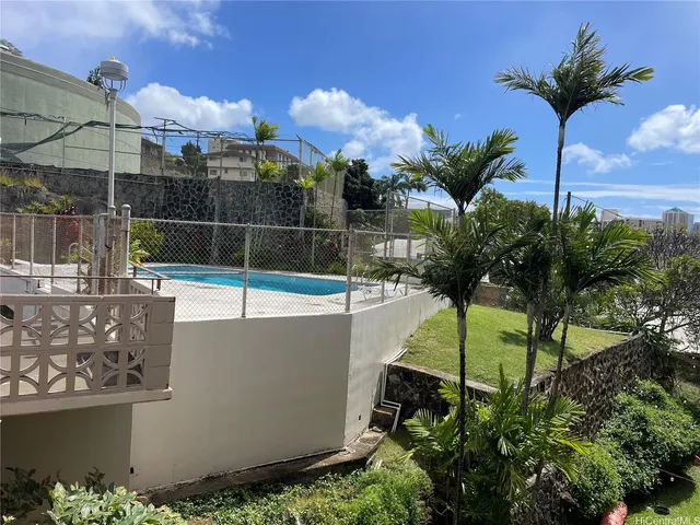 $2,900 | 1619 Kamamalu Avenue, Unit 102, Honolulu, HI 96813