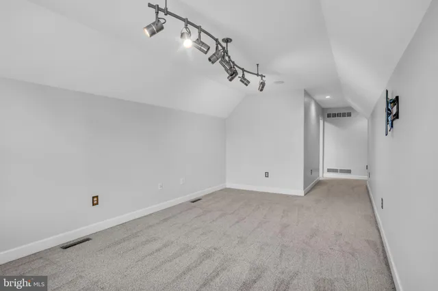 $799,900 | 6014 Three Rivers Drive, Harrisburg, PA 17112