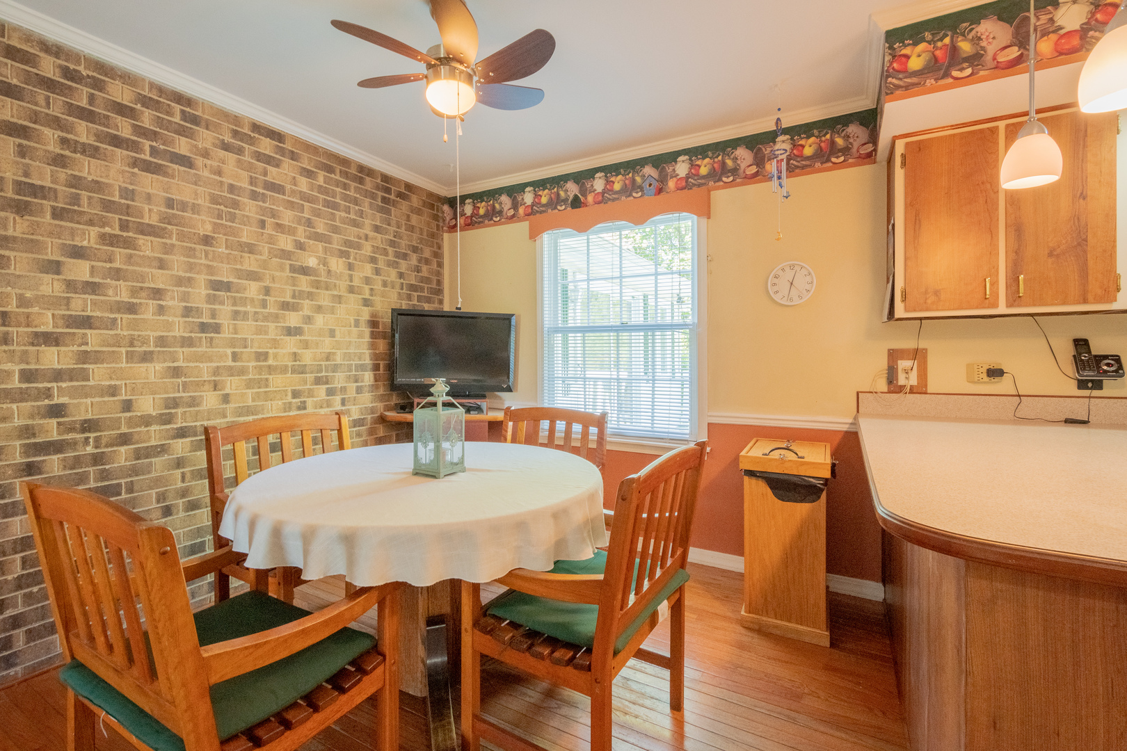 344 High Road Cary, IL 60013 - Photo 17 of 49
