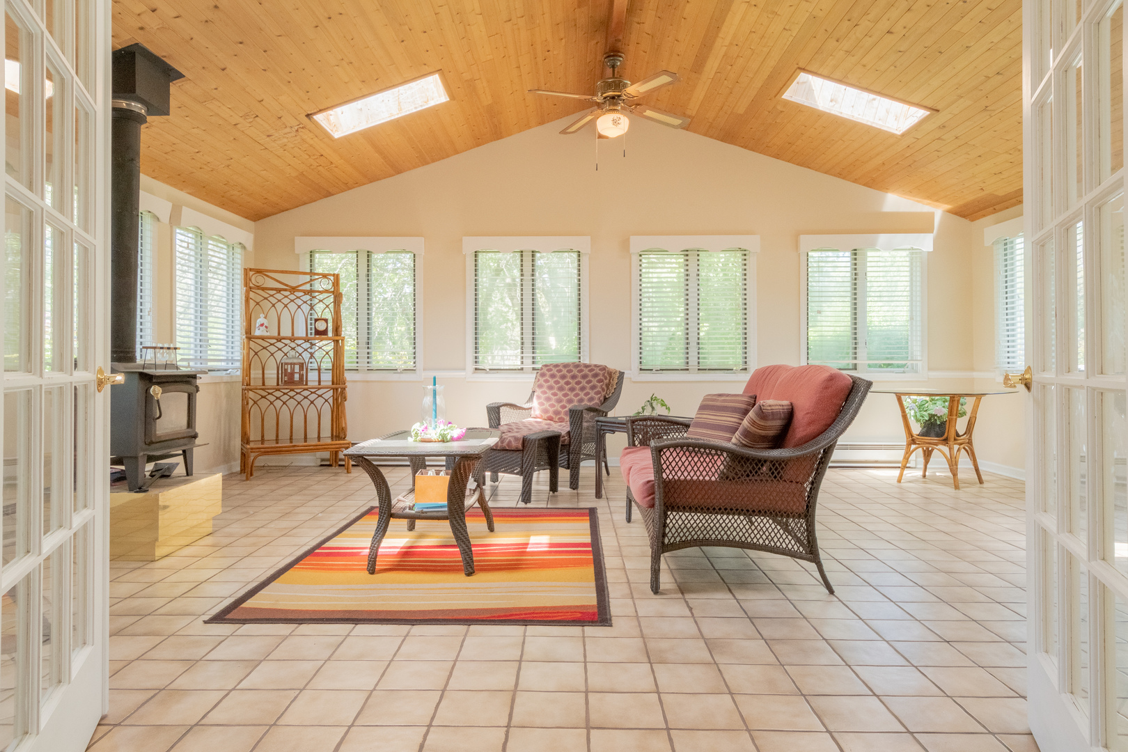 344 High Road Cary, IL 60013 - Photo 23 of 49