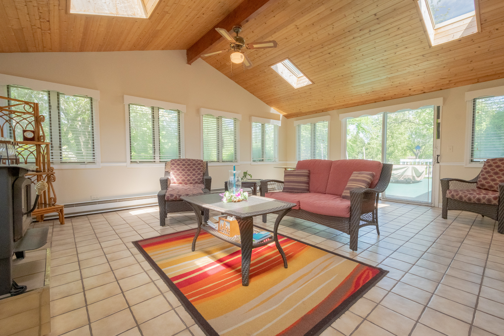 344 High Road Cary, IL 60013 - Photo 26 of 49