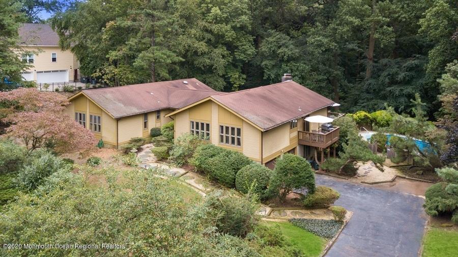 14 Huntley Road Holmdel, NJ 07733 - Photo 5 of 40 31_14HuntleyRd_181_AerialView_LowRes