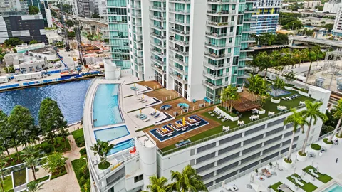 $627,000 | 92 Southwest 3rd Street, Unit 1504, Miami, FL 33130