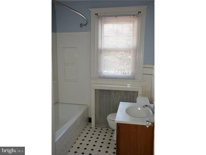 609 Malvern Road Ardmore, PA 19003 - Photo 11 of 16 Bathroom