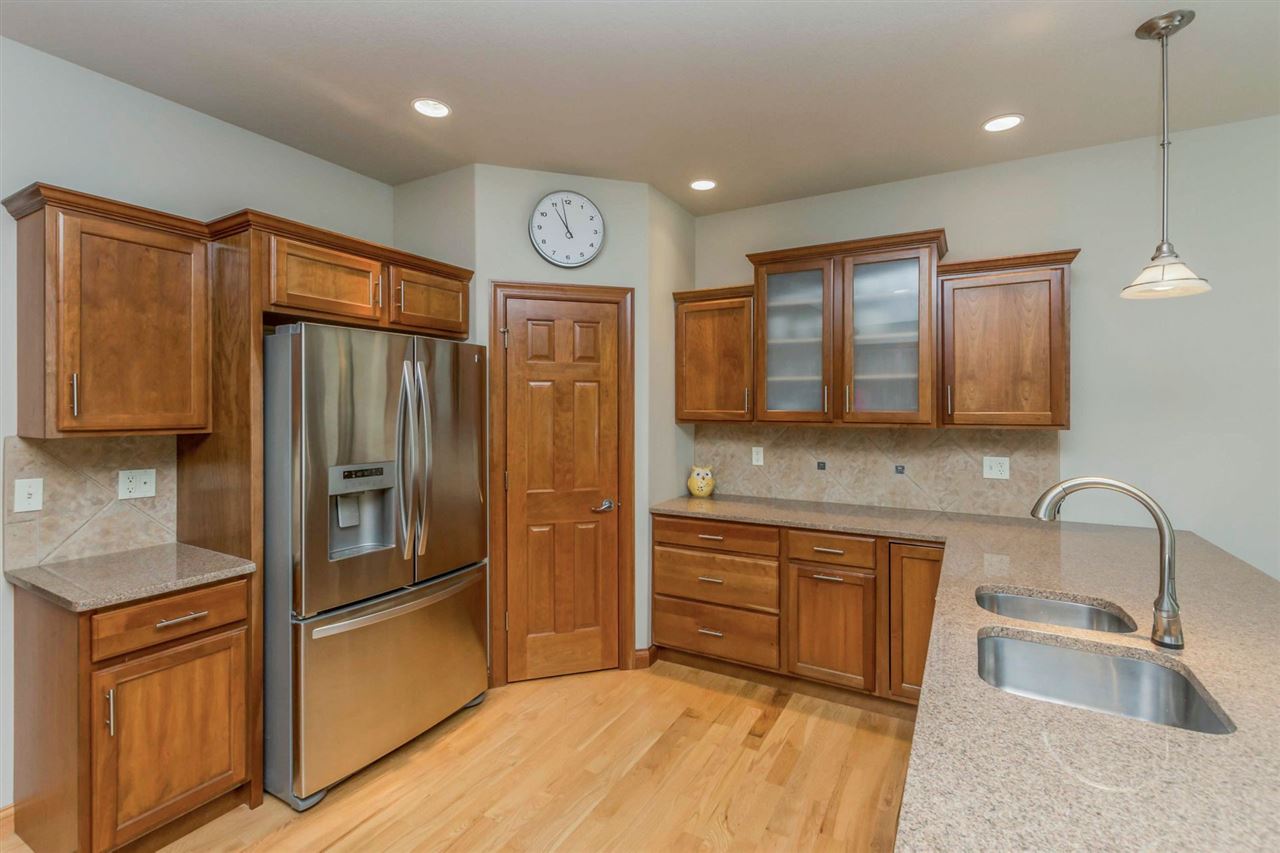 3375 Wild Rose Road Robins, IA 52411 - Photo 10 of 35 Gallery Image 10