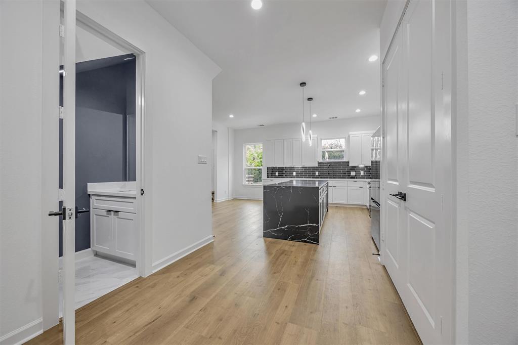 3402 Nathaniel Brown Street, Unit B Houston, TX 77021 - Photo 9 of 26