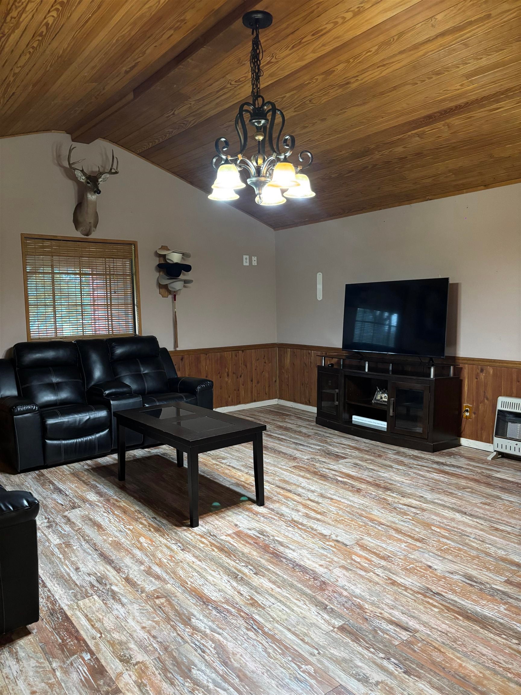 5459 Glaze Road Kountze, TX 77625 - Photo 11 of 28 Gallery Image 11