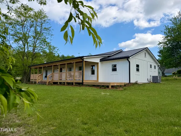 $324,900 | 509 Island Road, Bristol, VA 24201