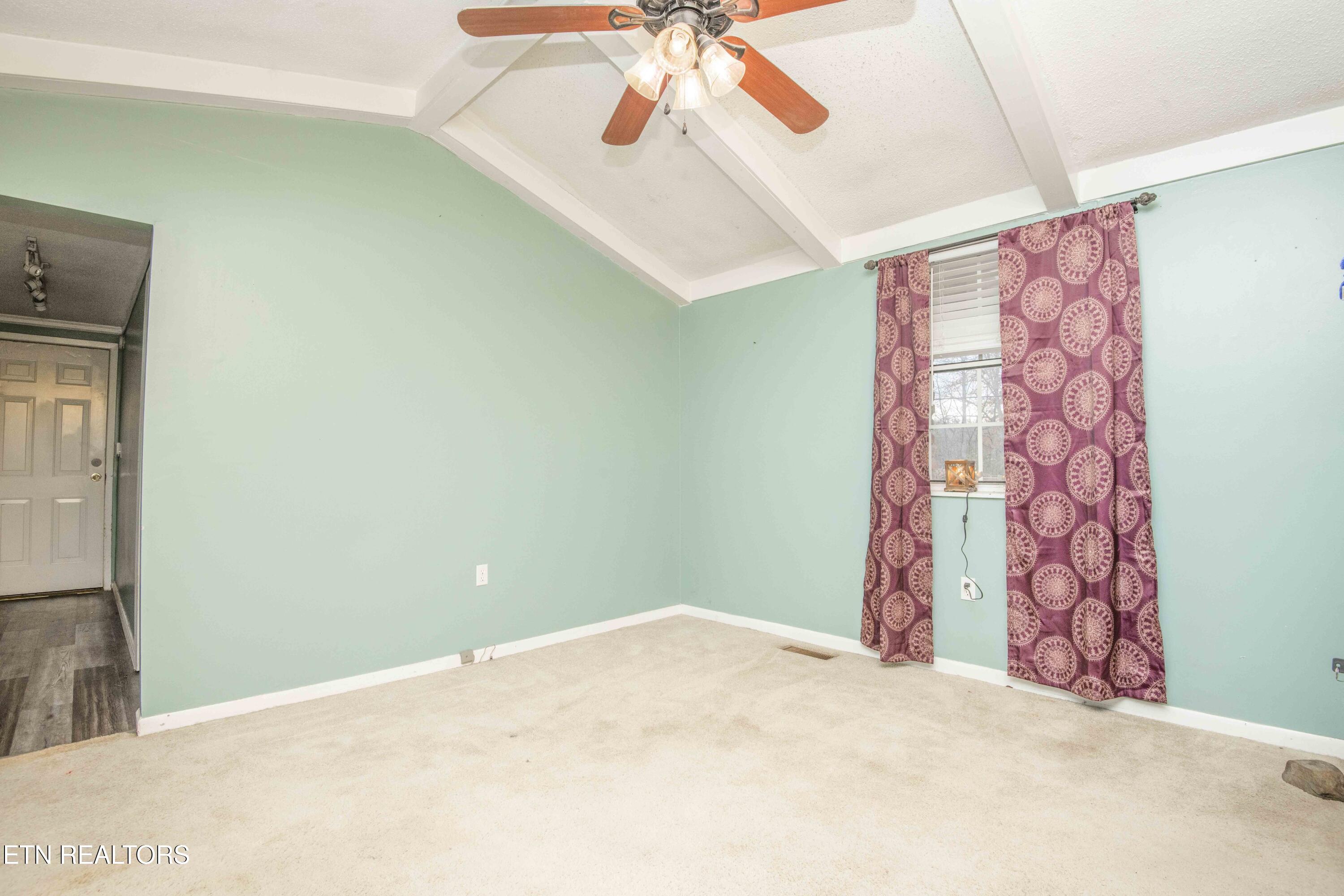 246 Old Blacksferry Lane Clinton, TN 37716 - Photo 12 of 25 IMG_6473