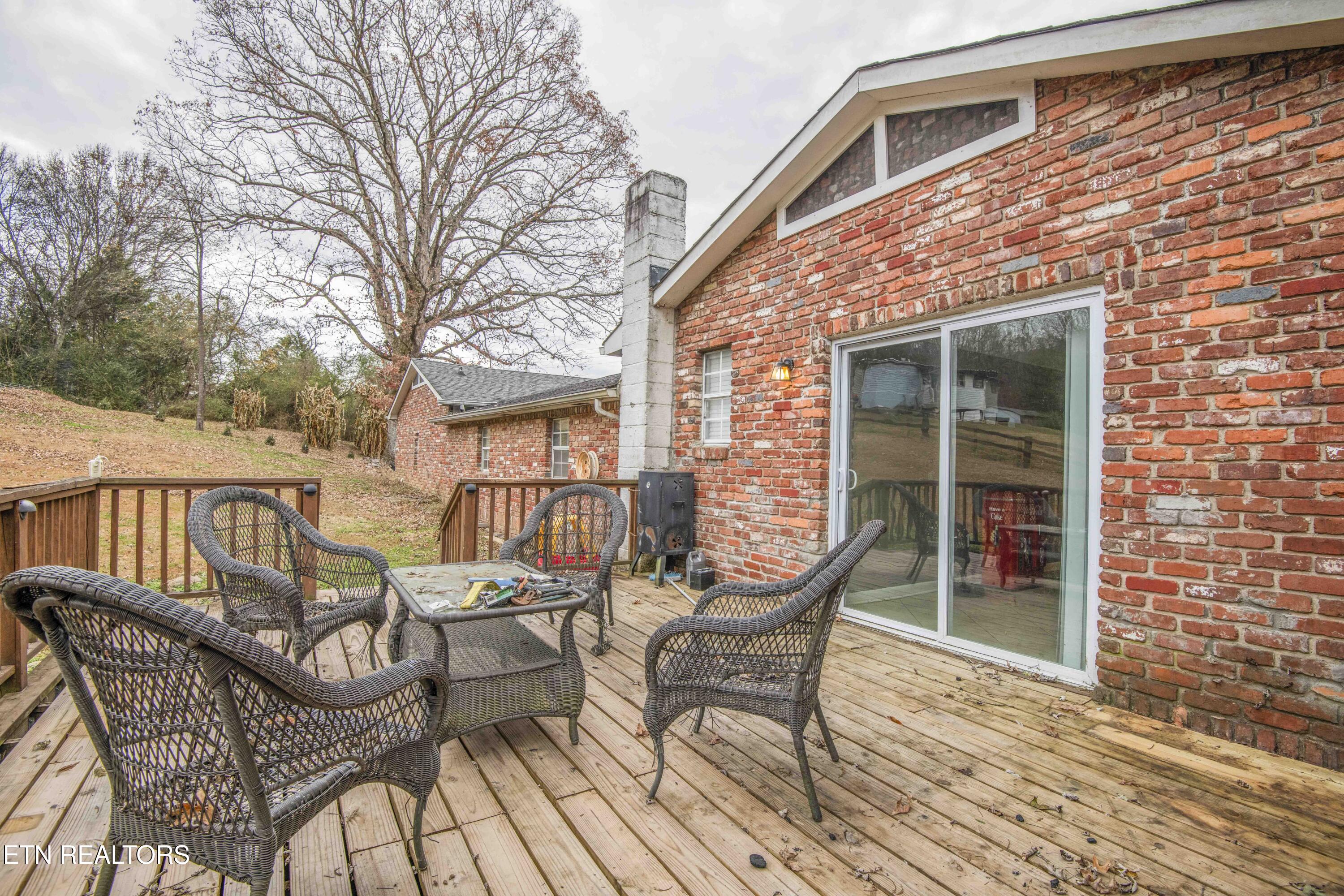246 Old Blacksferry Lane Clinton, TN 37716 - Photo 21 of 25 IMG_6461